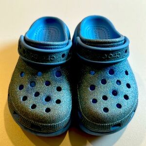 sparkle blue platform crocs